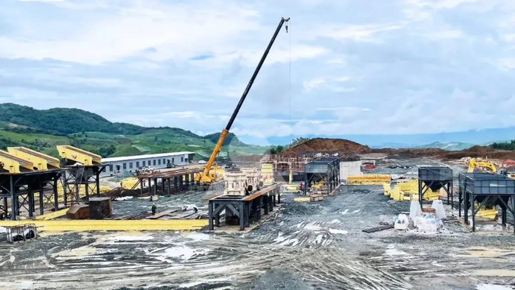 HPT Multi-cylinder Hydraulic Cone Crusher and C5X Jaw Crusher on-site